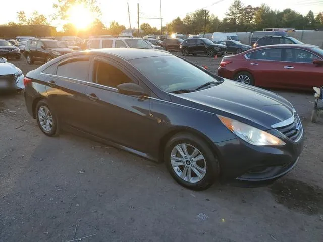 5NPEB4AC3EH858377 2014 2014 Hyundai Sonata- Gls 4