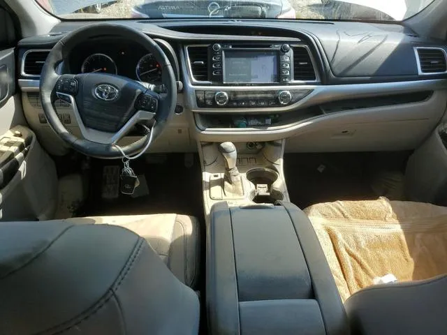 5TDJKRFHXFS218176 2015 2015 Toyota Highlander- Xle 8