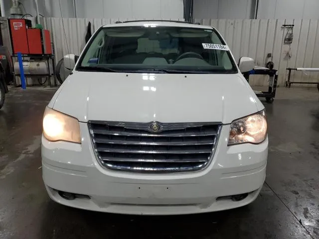 2A8HR54P48R142150 2008 2008 Chrysler Town and Country- Touring 5