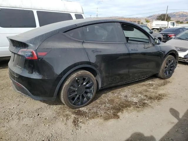 7SAYGDEE2PF604240 2023 2023 Tesla MODEL Y 3