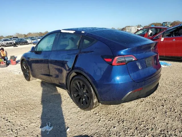 7SAYGDEE9NF381854 2022 2022 Tesla MODEL Y 2