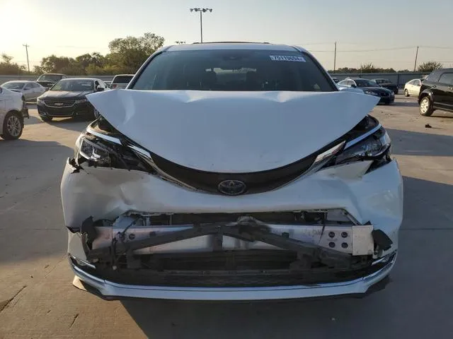 5TDYRKEC5MS044652 2021 2021 Toyota Sienna- Xle 5