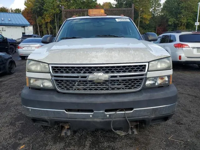 1GBHK34UX5E105395 2005 2005 Chevrolet Silverado- K3500 5