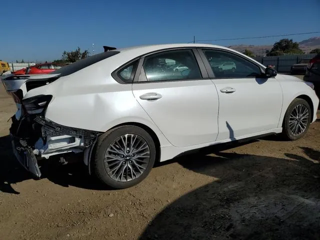 3KPF54AD5PE574700 2023 2023 KIA Forte- Gt Line 3