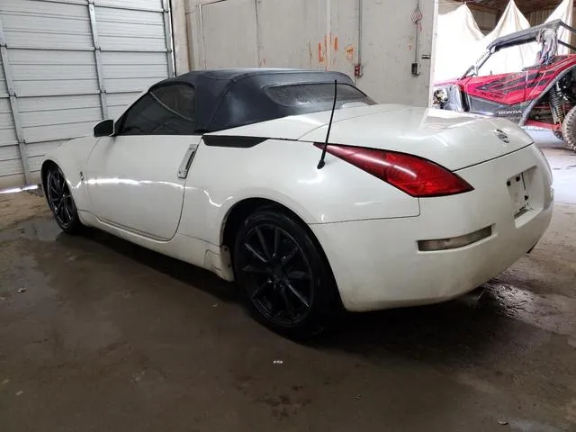 JN1AZ36A05M752232 2005 2005 Nissan 350Z- Roadster 2