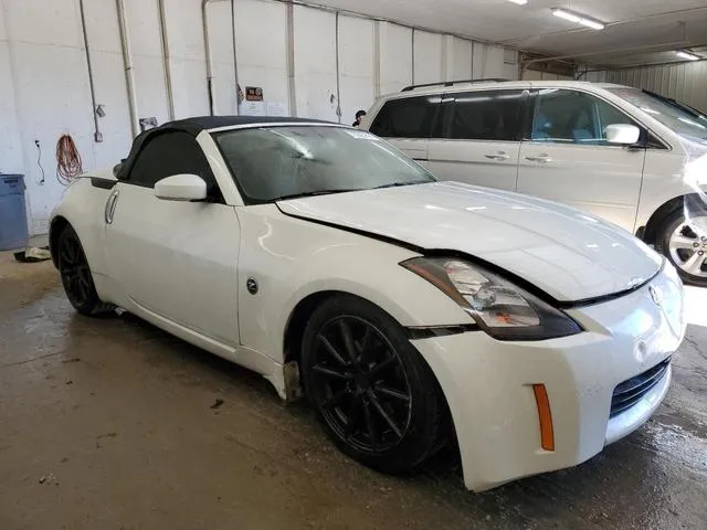 JN1AZ36A05M752232 2005 2005 Nissan 350Z- Roadster 4