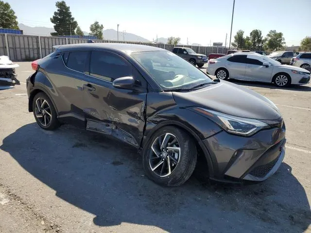 NMTKHMBX5NR146660 2022 2022 Toyota C-HR- Xle 4