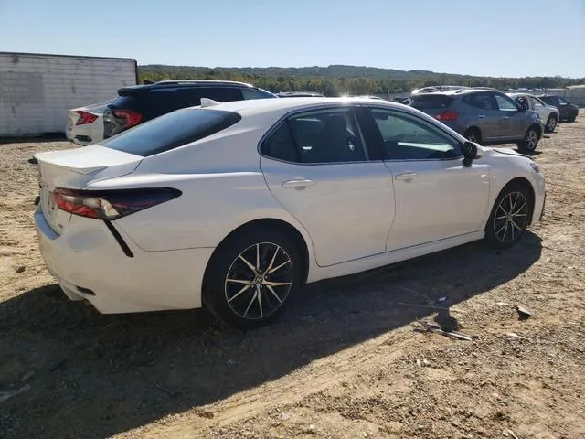 4T1G11AK3NU647120 2022 2022 Toyota Camry- SE 3