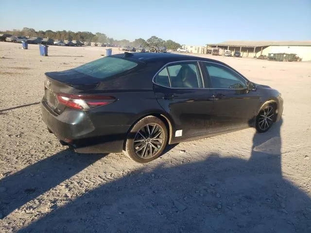 4T1G11AK8MU572820 2021 2021 Toyota Camry- SE 3