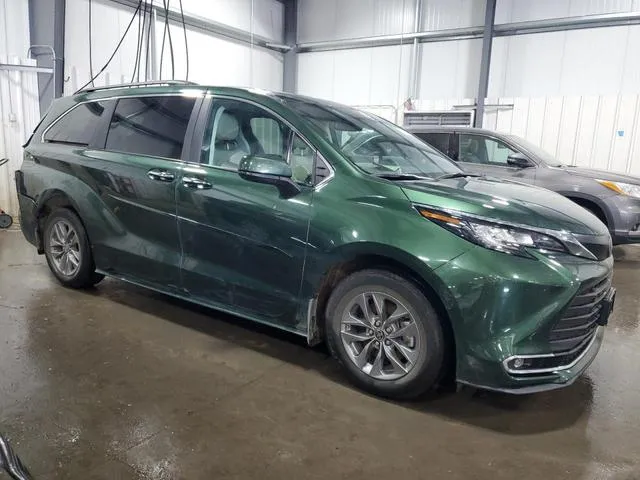 5TDYSKFC7PS077739 2023 2023 Toyota Sienna- Xle 4