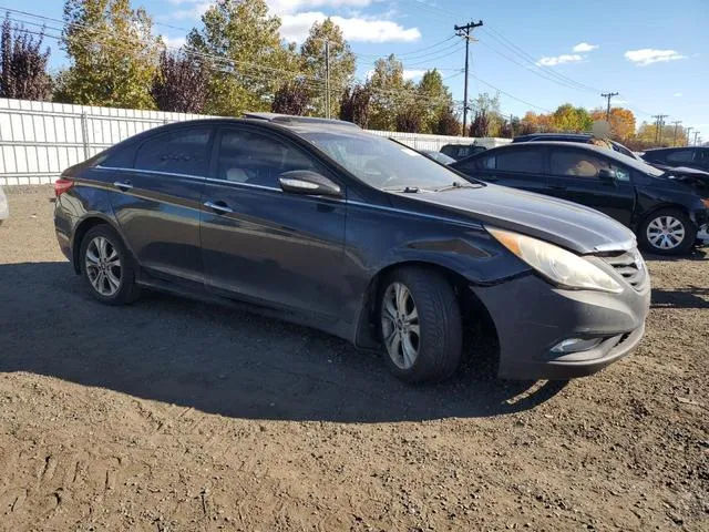 5NPEC4AC7BH276128 2011 2011 Hyundai Sonata- SE 4