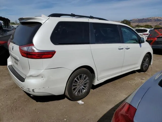 5TDYZ3DC2KS007028 2019 2019 Toyota Sienna- Xle 3