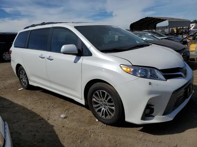 5TDYZ3DC2KS007028 2019 2019 Toyota Sienna- Xle 4