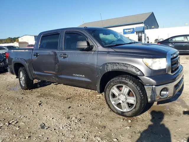 5TFDM5F11BX019427 2011 2011 Toyota Tundra- Crewmax Sr5 4