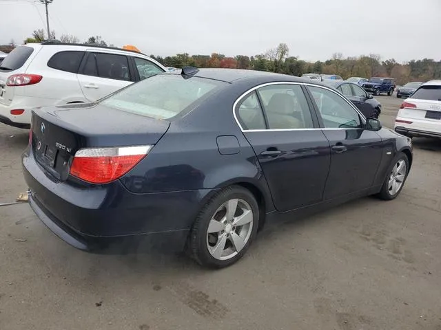 WBANF73557CU23067 2007 2007 BMW 5 Series- 530 XI 3