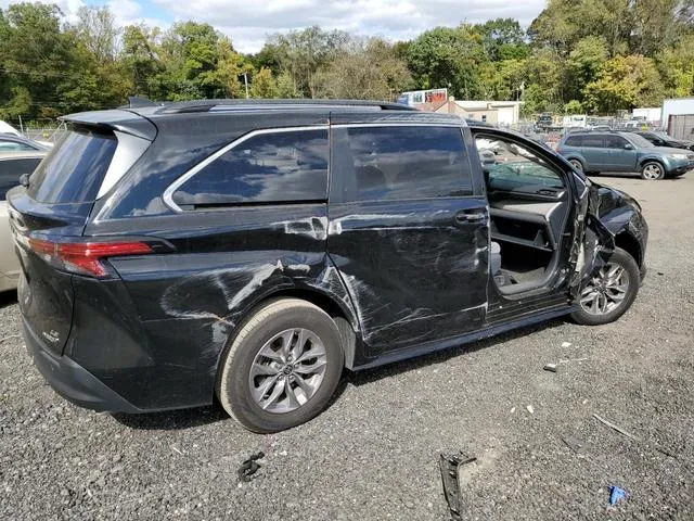 5TDKRKEC1MS061227 2021 2021 Toyota Sienna- LE 3