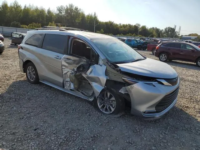 5TDYRKEC4NS081483 2022 2022 Toyota Sienna- Xle 4