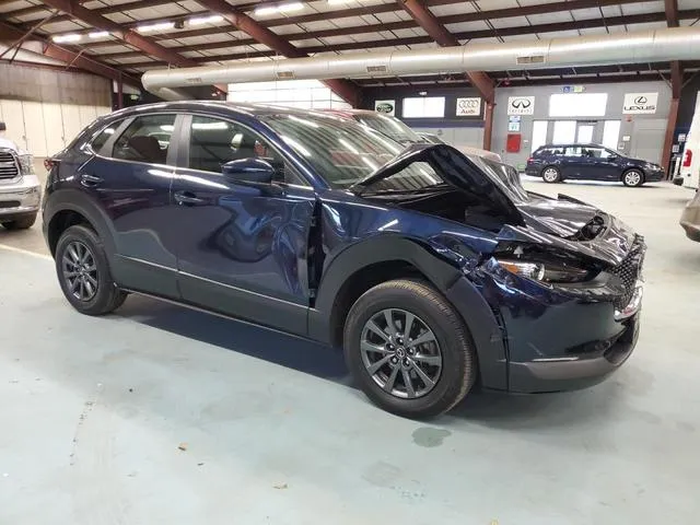 3MVDMBAM7PM583899 2023 2023 Mazda CX-30 4