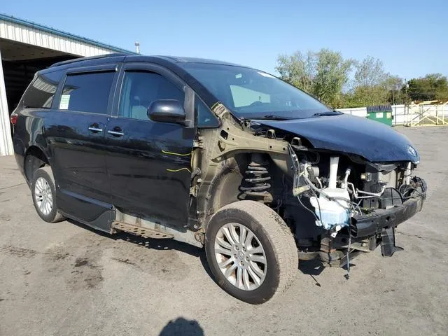 5TDYK3DC4GS703949 2016 2016 Toyota Sienna- Xle 4