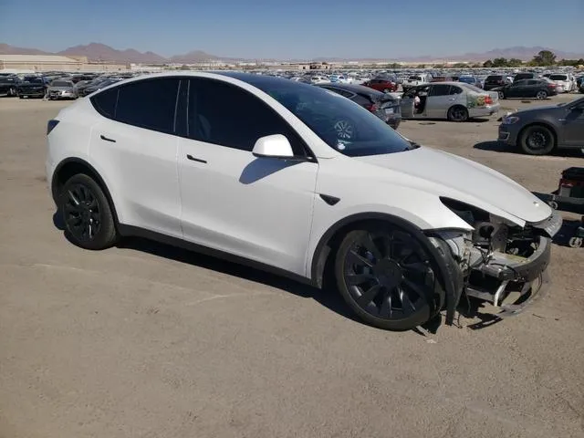 7SAYGDEE4RF077370 2024 2024 Tesla MODEL Y 4