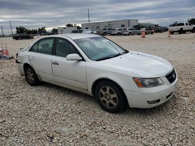 5NPEU46F66H113122 2006 2006 Hyundai Sonata- Gls 4