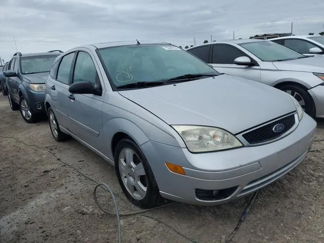 3FAFP37N15R154691 2005 2005 Ford Focus- ZX5 4