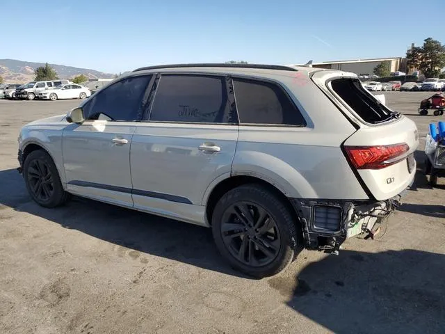 WA1AXAF74MD015328 2021 2021 Audi Q7- Premium 2