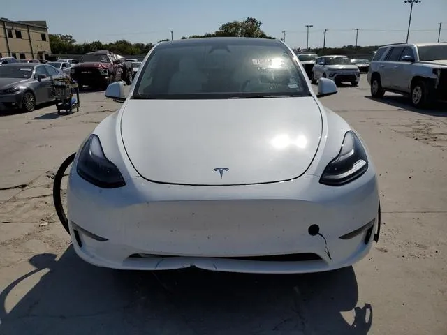 7SAYGDEEXRA304669 2024 2024 Tesla MODEL Y 5