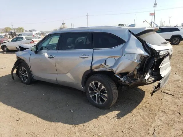 5TDGZRBH8MS114424 2021 2021 Toyota Highlander- Xle 2