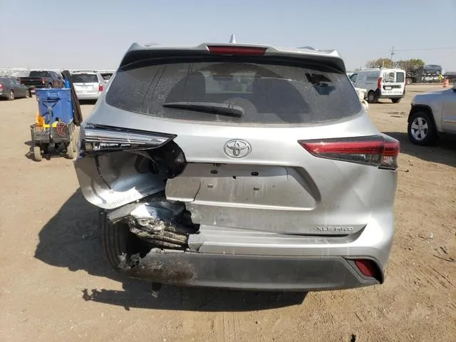 5TDGZRBH8MS114424 2021 2021 Toyota Highlander- Xle 6