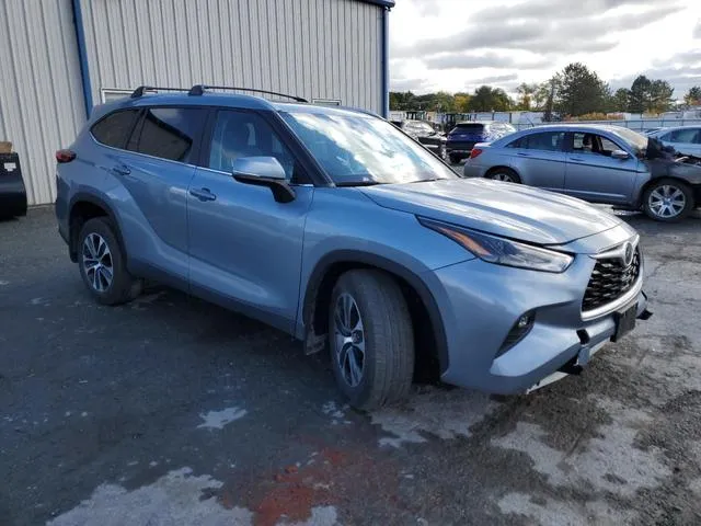 5TDKDRBH0PS035844 2023 2023 Toyota Highlander- L 4