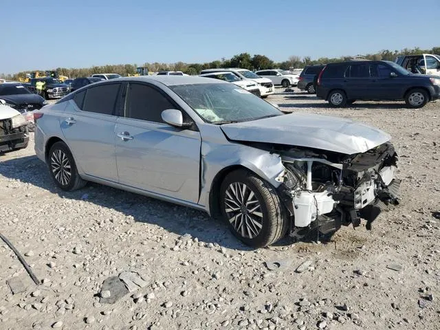 1N4BL4DV0PN380165 2023 2023 Nissan Altima- SV 4