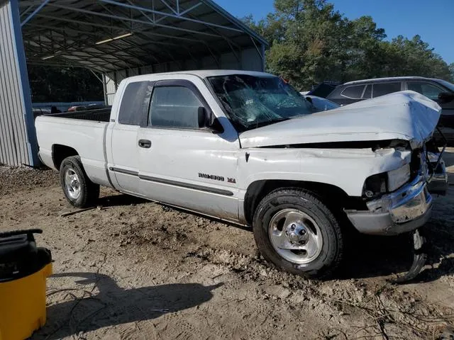 3B7HC13Z1YG158901 2000 2000 Dodge RAM 1500 4