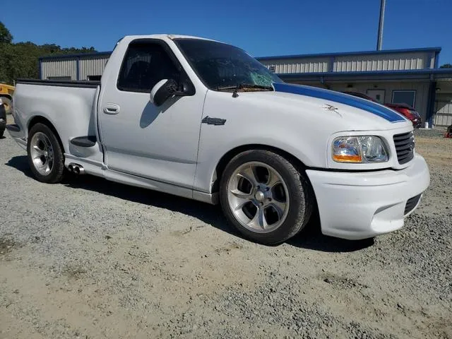 2FTZF07332CA86471 2001 2001 Ford F-150- Svt Lightning 4