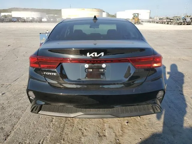 3KPF24AD2RE714696 2024 2024 KIA Forte- LX 6