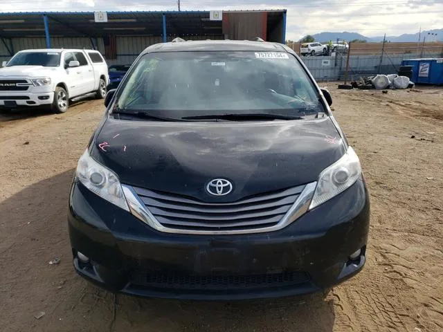 5TDDZ3DC8HS165056 2017 2017 Toyota Sienna- Xle 5