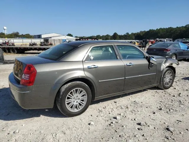 2C3CA5CVXAH230175 2010 2010 Chrysler 300- Touring 3