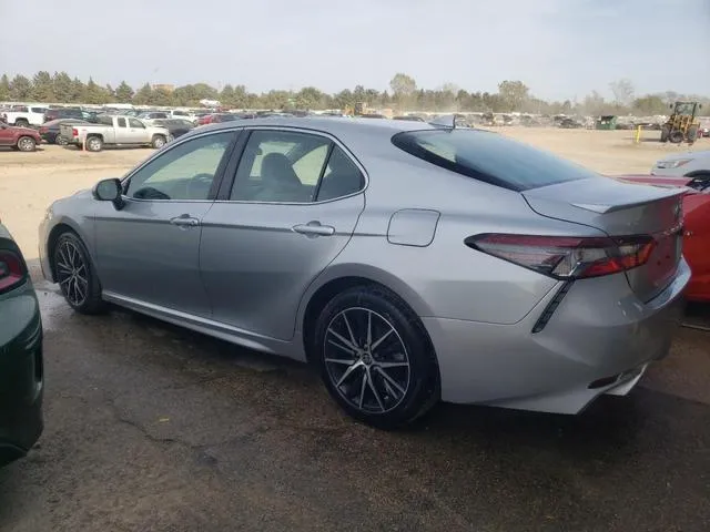 4T1G11AK2NU067826 2022 2022 Toyota Camry- SE 2