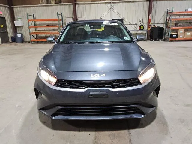 3KPF24AD3PE579287 2023 2023 KIA Forte- LX 5