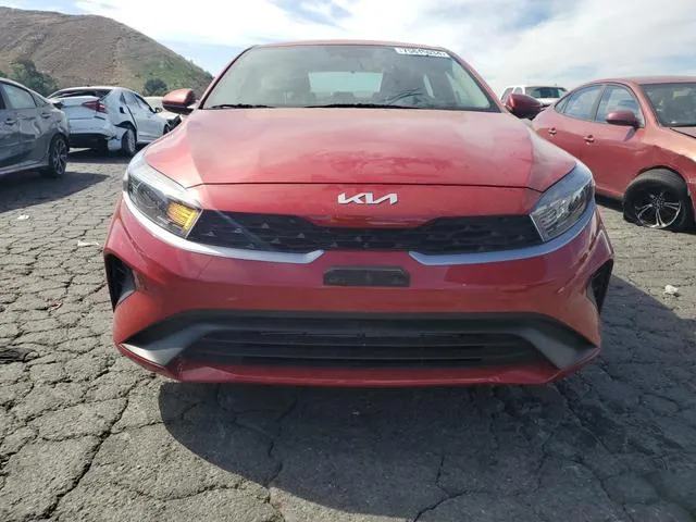 3KPF24AD8PE516816 2023 2023 KIA Forte- LX 5