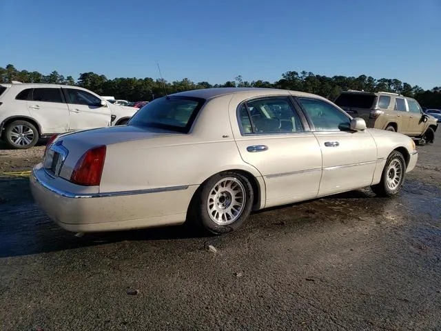 1LNHM83W7YY770582 2000 2000 Lincoln Town Car- Cartier 3