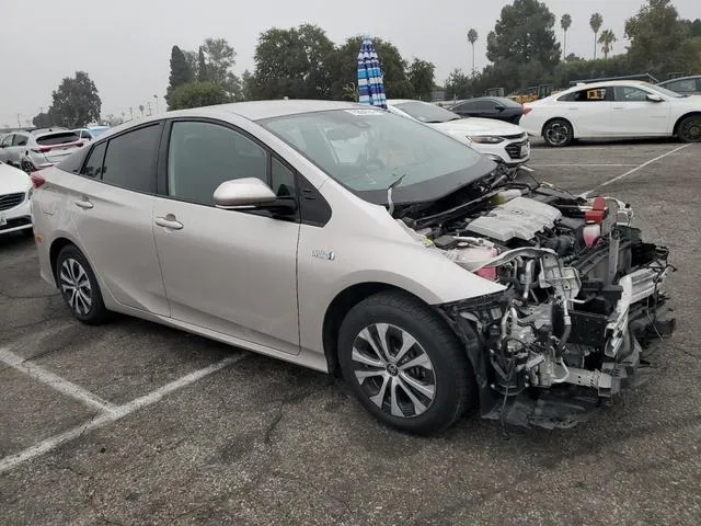 JTDKARFP3L3148984 2020 2020 Toyota Prius- LE 4