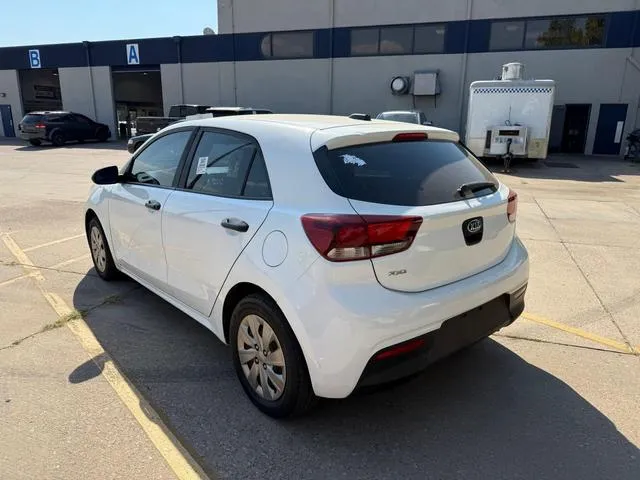 3KPA25AB9JE092066 2018 2018 KIA Rio- LX 3