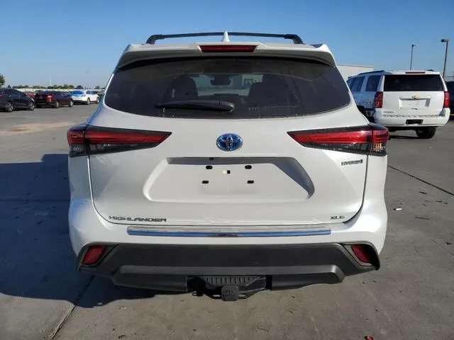 5TDKBRCH4PS113997 2023 2023 Toyota Highlander- Hybrid Xle 6