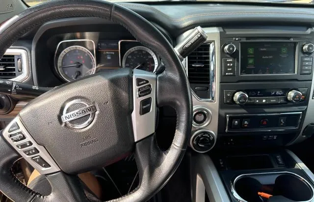 1N6BA1F45KN527380 2019 2019 Nissan Titan- SL 9