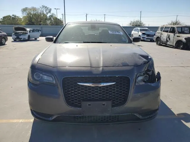 2C3CCAAG5JH249921 2018 2018 Chrysler 300- Touring 5