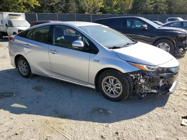 JTDKARFP5L3120779 2020 2020 Toyota Prius- LE 4