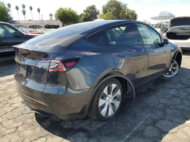 7SAYGDED5RF058902 2024 2024 Tesla MODEL Y 3