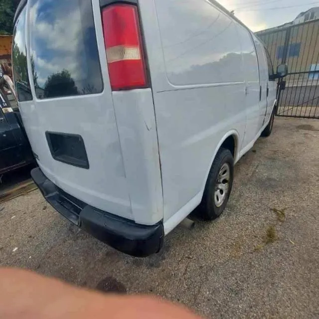 1GCSGAFX2E1124805 2014 2014 Chevrolet Express 4