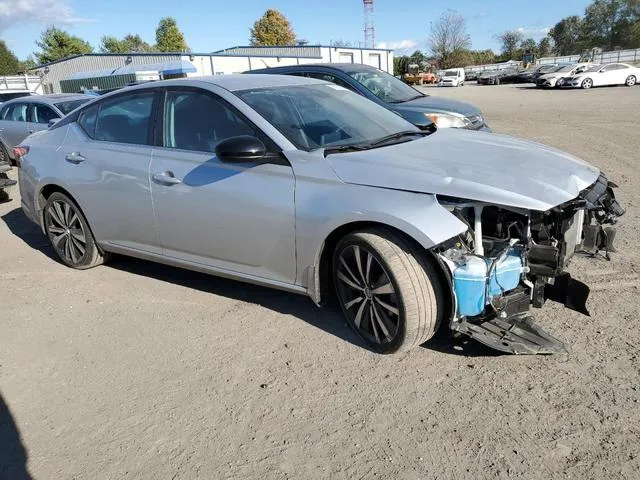 1N4BL4CV2MN339551 2021 2021 Nissan Altima- SR 4